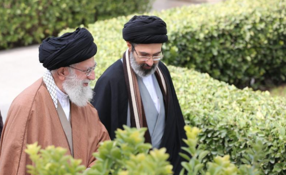 تمام-ماموریت-های-رهبر-انقلاب-به-«ملت-مبعوث-شده»-در-۱۳۷-روز-رهبری
